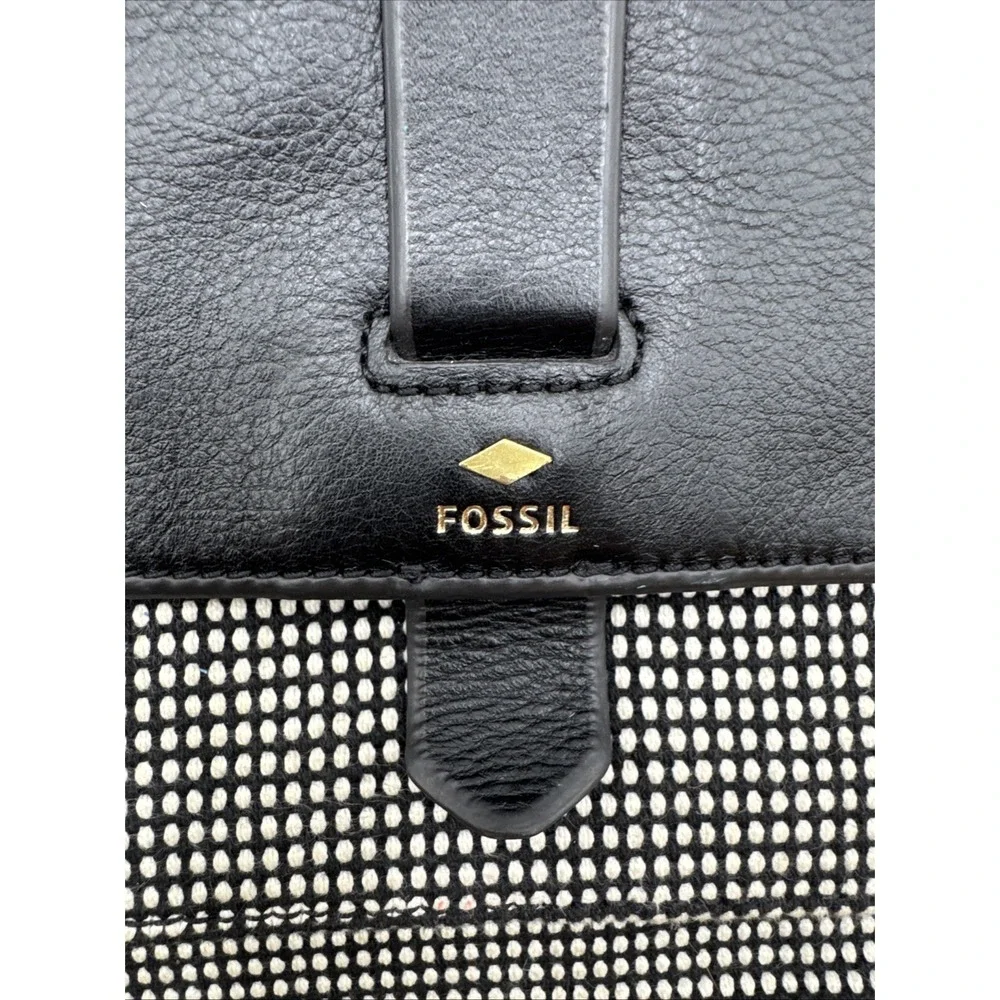 Fossil Kinley Crossbody Handbag Messenger Bag Purse Black White Bronze key Tag